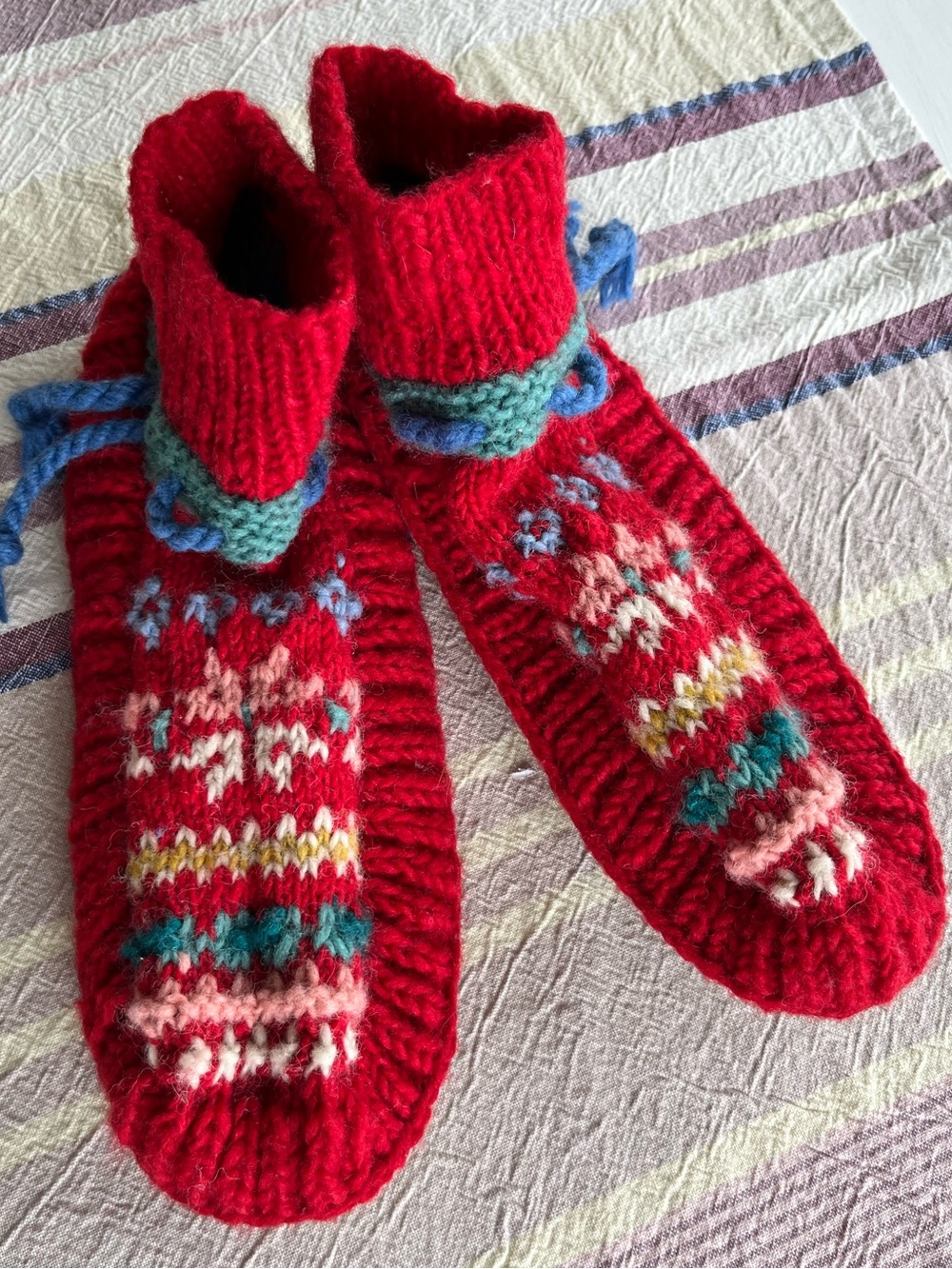 French Knot/Free People Knitted Slippers Size Large